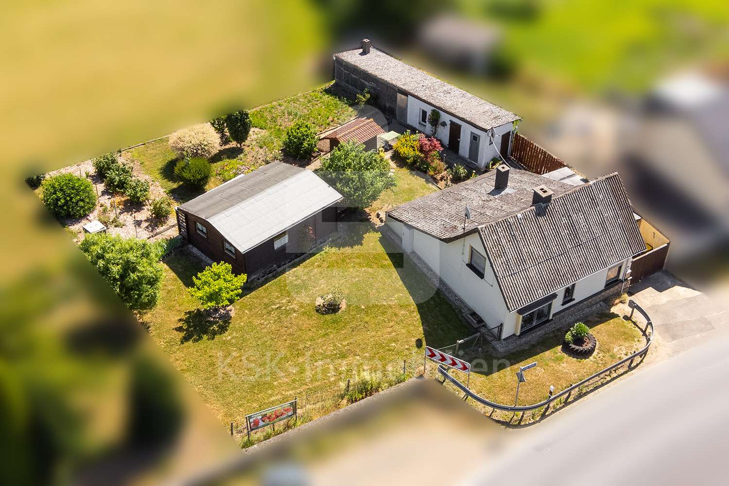 Drohnenaufnahme Drohnenaufnahme - Einfamilienhaus in 53359 Rheinbach mit 55m² kaufen