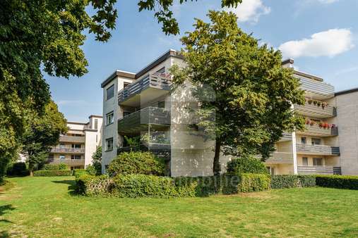 Außenaufnahme Außenaufnahme - Etagenwohnung in 50126 Bergheim mit 79m² kaufen