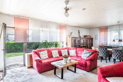 Wohnzimmer Erdgeschoss Wohnzimmer Erdgeschoss - Einfamilienhaus in 50189 Elsdorf mit 112m² kaufen