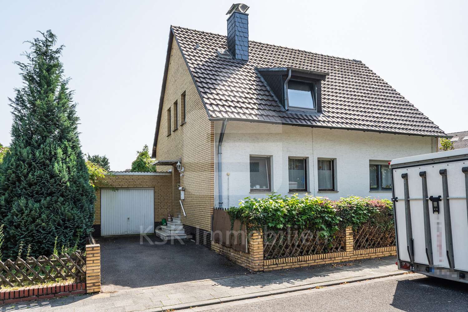 Außenaufnahme Außenaufnahme - Einfamilienhaus in 50189 Elsdorf mit 112m² kaufen
