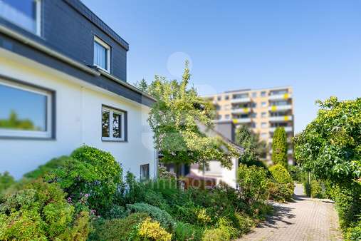 Außenansicht - Doppelhaushälfte in 42799 Leichlingen mit 160m² kaufen