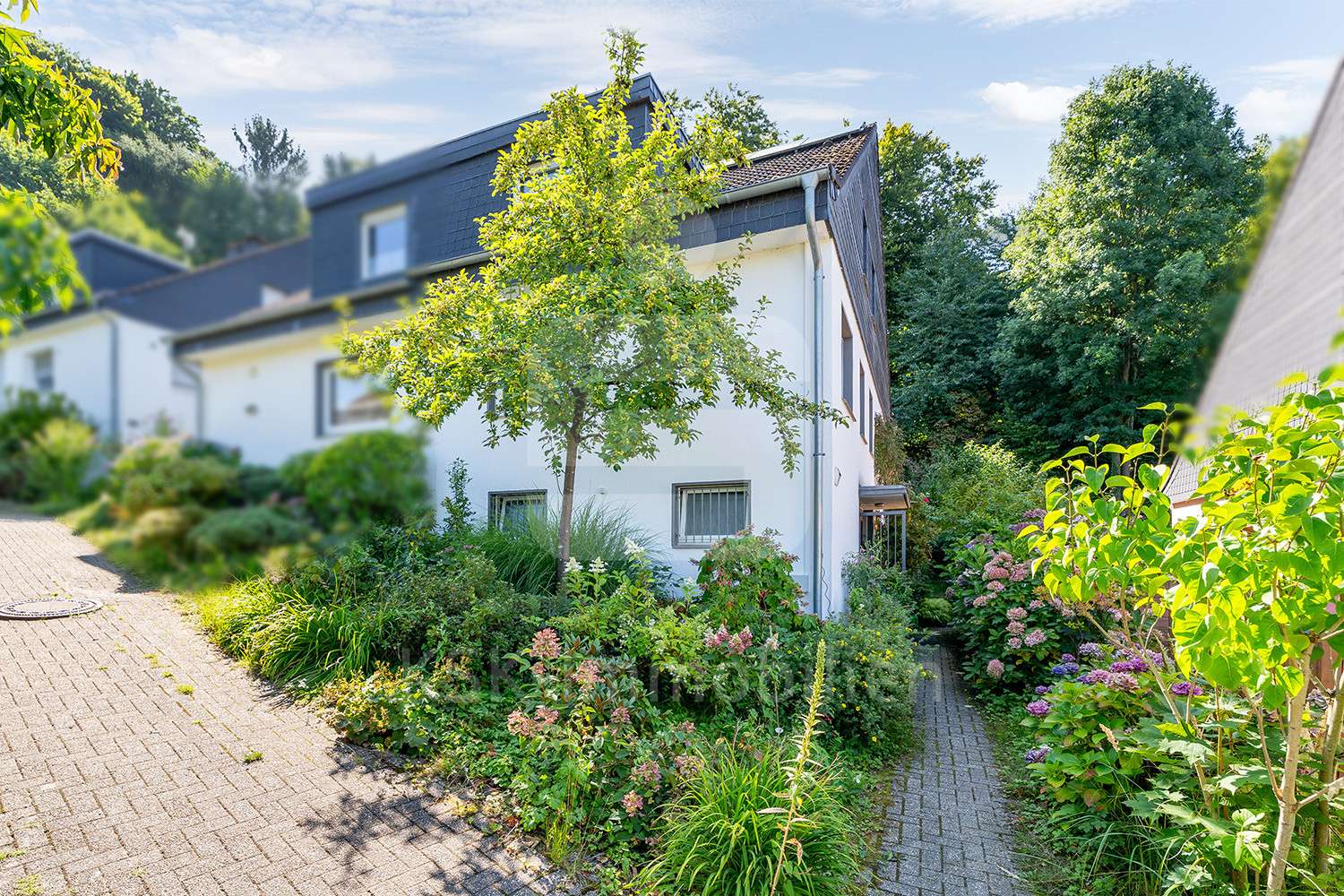 Außenansicht - Doppelhaushälfte in 42799 Leichlingen mit 160m² kaufen