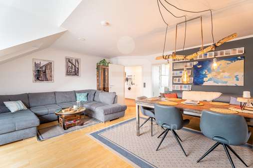 Wohn-Esszimmer - Dachgeschosswohnung in 53844 Troisdorf / Kriegsdorf mit 97m² kaufen