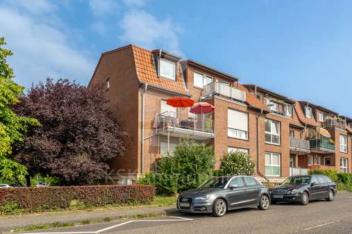 Außenansicht Außenansicht - Etagenwohnung in 50374 Erftstadt mit 61m² kaufen