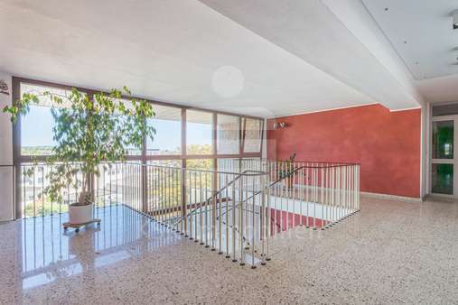 Hausflur - Etagenwohnung in 53721 Siegburg / Brückberg mit 58m² kaufen