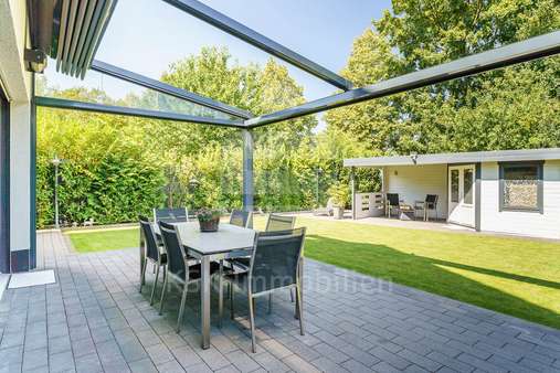Terrasse Terrasse - Zweifamilienhaus in 50259 Pulheim mit 397m² kaufen