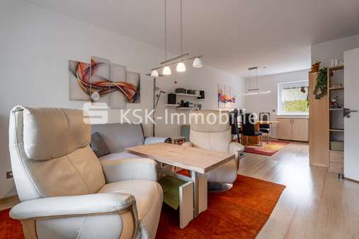 Wohnzimmer Wohnzimmer - Etagenwohnung in 50321 Brühl mit 78m² kaufen