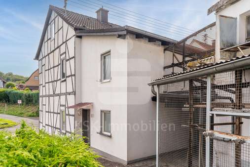 Aussenansicht Anbau - Zweifamilienhaus in 53783 Eitorf mit 168m² kaufen