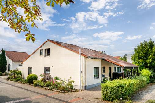 Aussenansicht Aussenansicht - Einfamilienhaus in 53340 Meckenheim mit 145m² kaufen