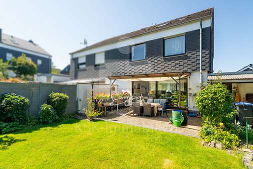 Außenansicht Außenansicht - Doppelhaushälfte in 51467 Bergisch Gladbach mit 109m² kaufen