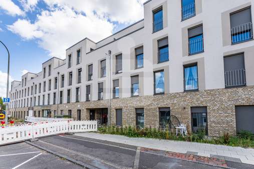 Außenaufnahme  - Etagenwohnung in 50354 Hürth mit 66m² kaufen