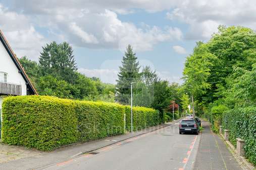 Umgebung - Grundstück in 51427 Bergisch Gladbach mit 665m² kaufen