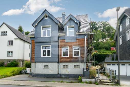 Außenansicht - Zweifamilienhaus in 51688 Wipperfürth mit 200m² kaufen