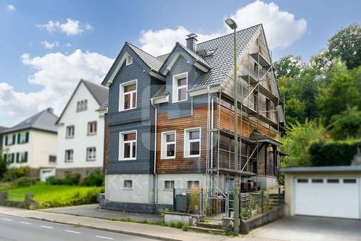 Außenansicht - Zweifamilienhaus in 51688 Wipperfürth mit 200m² kaufen