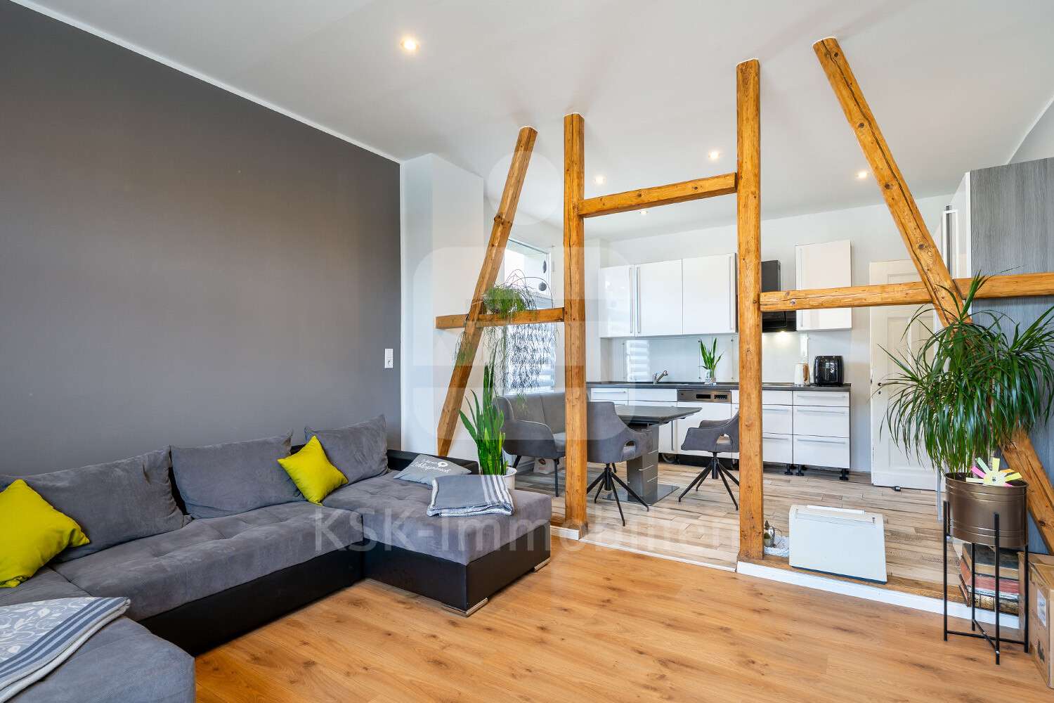 Wohnzimmer Erdgeschoss - Zweifamilienhaus in 51688 Wipperfürth mit 200m² kaufen