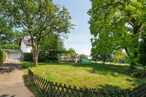 Außenansicht - Zweifamilienhaus in 51519 Odenthal mit 162m² kaufen