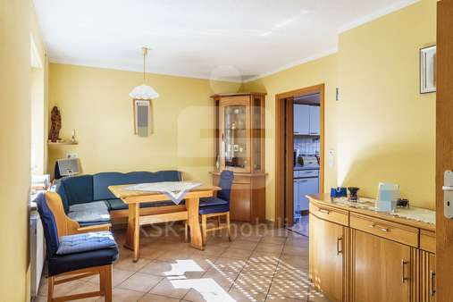 Essbereich Erdgeschoss Essbereich Erdgeschoss - Zweifamilienhaus in 53881 Euskirchen mit 239m² kaufen