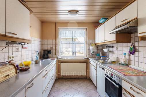 Küche Erdgeschoss Küche Erdgeschoss - Zweifamilienhaus in 53881 Euskirchen mit 239m² kaufen