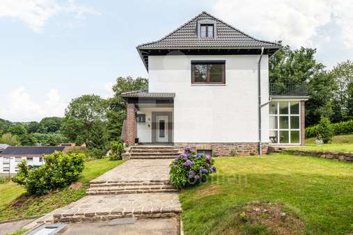 Außenaufnahme  - Einfamilienhaus in 51766 Engelskirchen / Unterkaltenbach mit 160m² kaufen