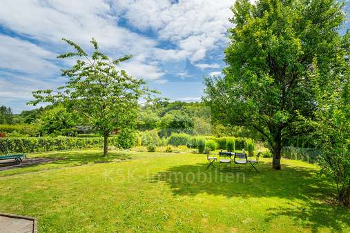 Aussicht und Garten - Einfamilienhaus in 51674 Wiehl / Oberwiehl mit 206m² kaufen