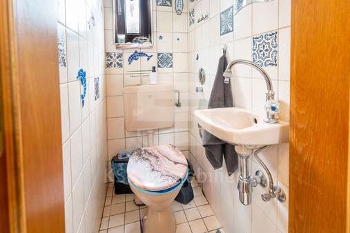 Gäste-WC Erdgeschoss - Etagenwohnung in 51429 Bergisch Gladbach / Bensberg mit 85m² kaufen