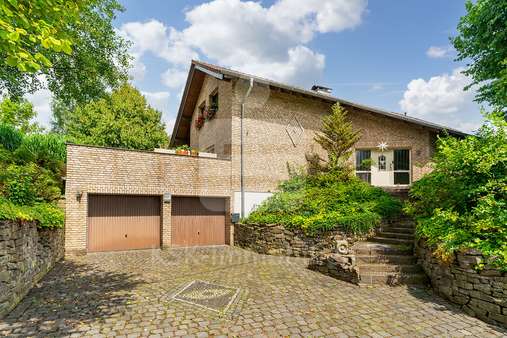 Außenansicht - Einfamilienhaus in 57635 Hasselbach mit 281m² kaufen
