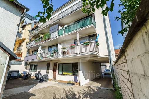 Rückansicht Rückansicht - Wohn- / Geschäftshaus in 51069 Köln mit 723m² als Kapitalanlage kaufen