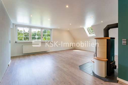 Wohnzimmer Obergeschoss - Etagenwohnung in 51688 Wipperfürth mit 180m² kaufen
