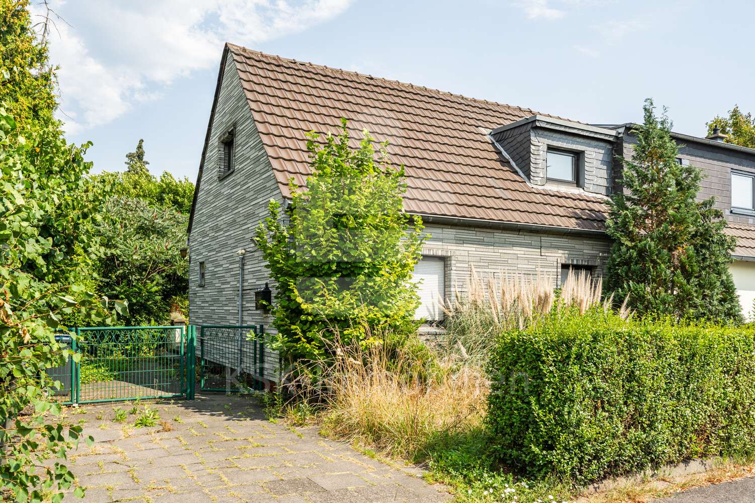 Ansicht - Doppelhaushälfte in 50829 Köln mit 120m² kaufen