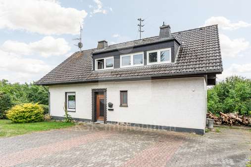 Außenaufnahme  - Einfamilienhaus in 53902 Bad Münstereifel mit 71m² kaufen