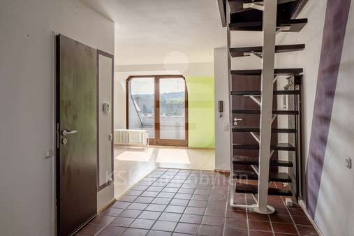 Diele - Dachgeschosswohnung in 53121 Bonn / Endenich mit 76m² kaufen