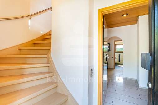 Eingang - Einfamilienhaus in 42477 Radevormwald mit 240m² kaufen