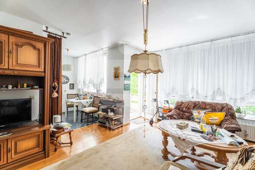 Wohnzimmer  - Etagenwohnung in 50226 Frechen mit 59m² kaufen