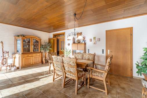 Wohn- und Esszimmer Erdgeschoss - Einfamilienhaus in 50181 Bedburg mit 121m² kaufen