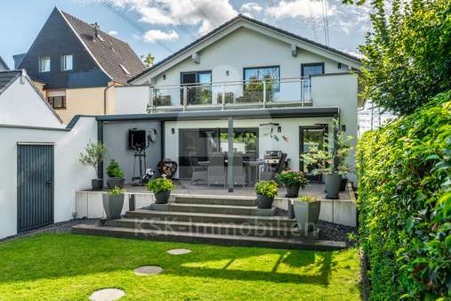 Rückansicht Rückansicht - Zweifamilienhaus in 50354 Hürth mit 237m² kaufen