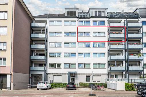 Außenaufnahme Außenaufnahme - Etagenwohnung in 50679 Köln / Deutz mit 90m² kaufen