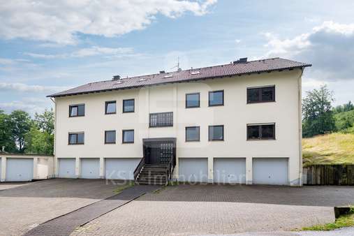 Außenansicht Außenansicht - Dachgeschosswohnung in 51709 Marienheide / Linge mit 115m² kaufen