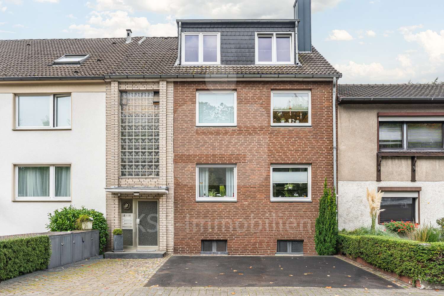 Außenaufnahme - Etagenwohnung in 50829 Köln mit 76m² kaufen