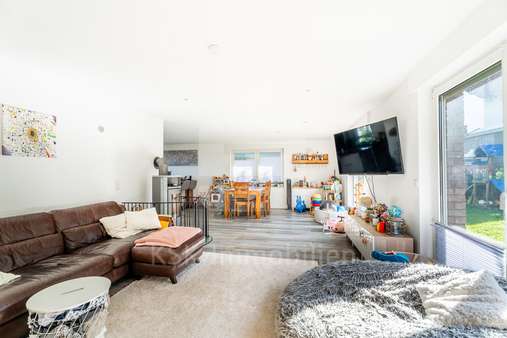 Wohn- und Esszimmer Erdgeschoss - Einfamilienhaus in 53773 Hennef mit 117m² kaufen