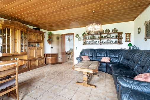 Wohnzimmer Erdgeschoss Wohnzimmer Erdgeschoss - Einfamilienhaus in 50321 Brühl mit 108m² kaufen