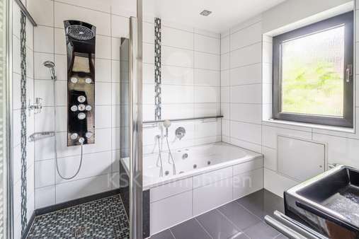 Badezimmer Erdgeschoss - Einfamilienhaus in 50181 Bedburg / Broich mit 106m² kaufen