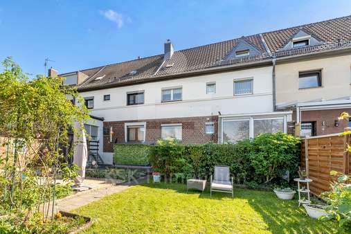 Rückansicht Rückansicht - Etagenwohnung in 50374 Erftstadt mit 60m² kaufen