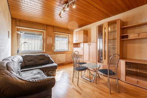 Wohnzimmer Wohnzimmer - Etagenwohnung in 50374 Erftstadt mit 60m² kaufen