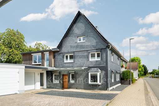 Außenansicht - Einfamilienhaus in 42799 Leichlingen mit 147m² kaufen