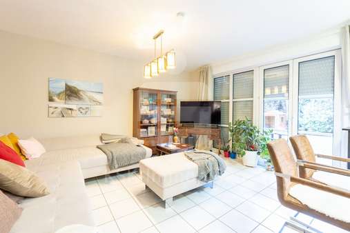 Wohnzimmer Erdgeschoss - Erdgeschosswohnung in 50997 Köln mit 39m² kaufen