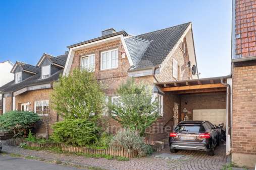 Vorderansicht Vorderansicht - Doppelhaushälfte in 50374 Erftstadt / Friesheim mit 168m² kaufen