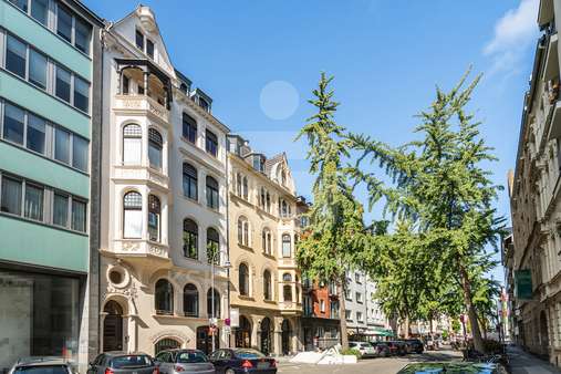 Außenaufnahme Bild 2 Außenaufnahme Bild 2 - Etagenwohnung in 50674 Köln mit 210m² mieten