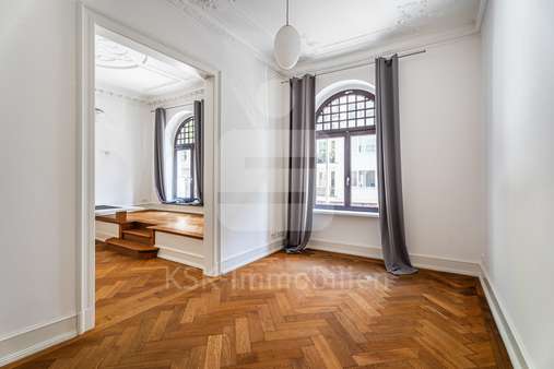 Zimmer Zimmer - Etagenwohnung in 50674 Köln mit 210m² mieten