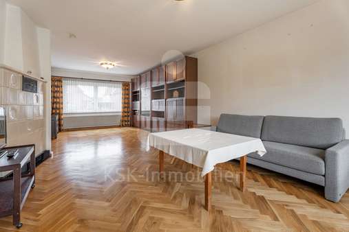 Wohn- und Esszimmer - Doppelhaushälfte in 50189 Elsdorf mit 130m² kaufen