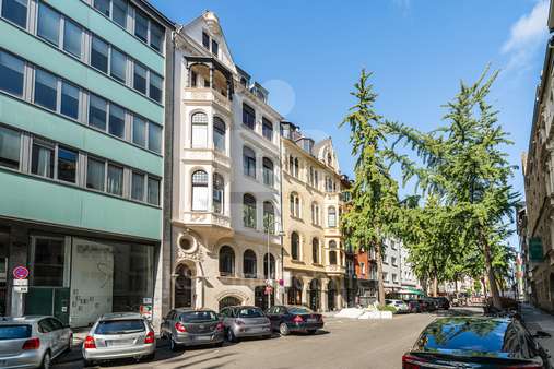 Außenaufnahme - Etagenwohnung in 50674 Köln mit 210m² kaufen